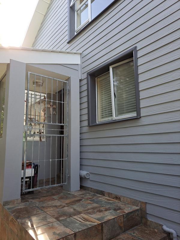 6 Bedroom Property for Sale in Kleinbaai Western Cape